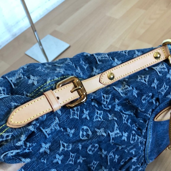 LG 🌺🌺 STUNNING 🌺🌺 Louis Vuitton Denim Neo Cabby GM - Picture 8 of 15